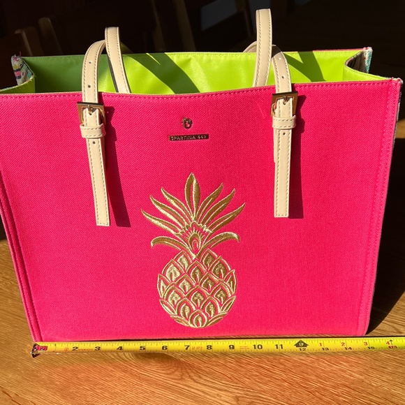 Spartina 449 Pineapple Sand Tote Bag - Picture 9 of 16